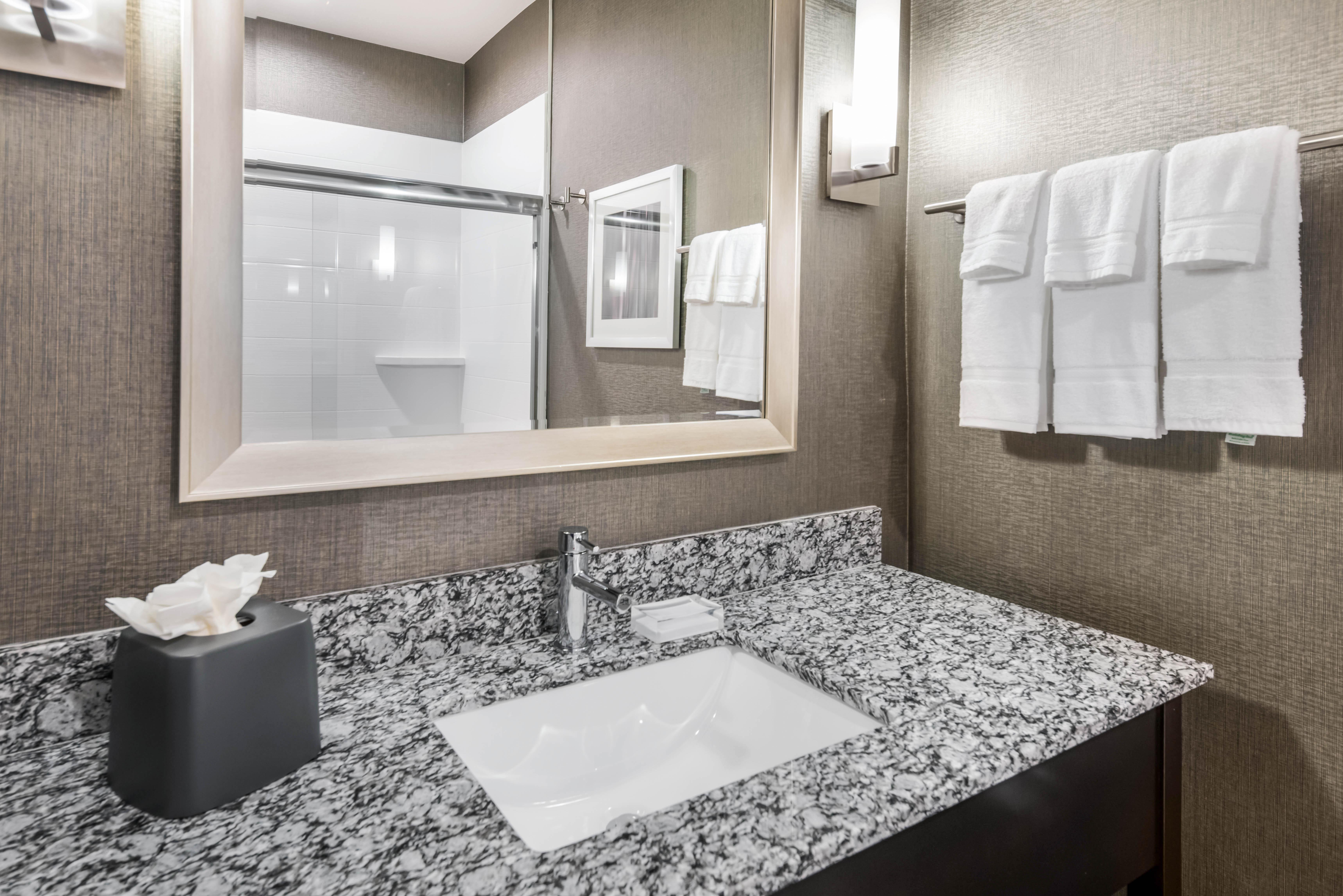 Holiday Inn Hotel & Suites Silicon Valley - Milpitas By Ihg Екстериор снимка