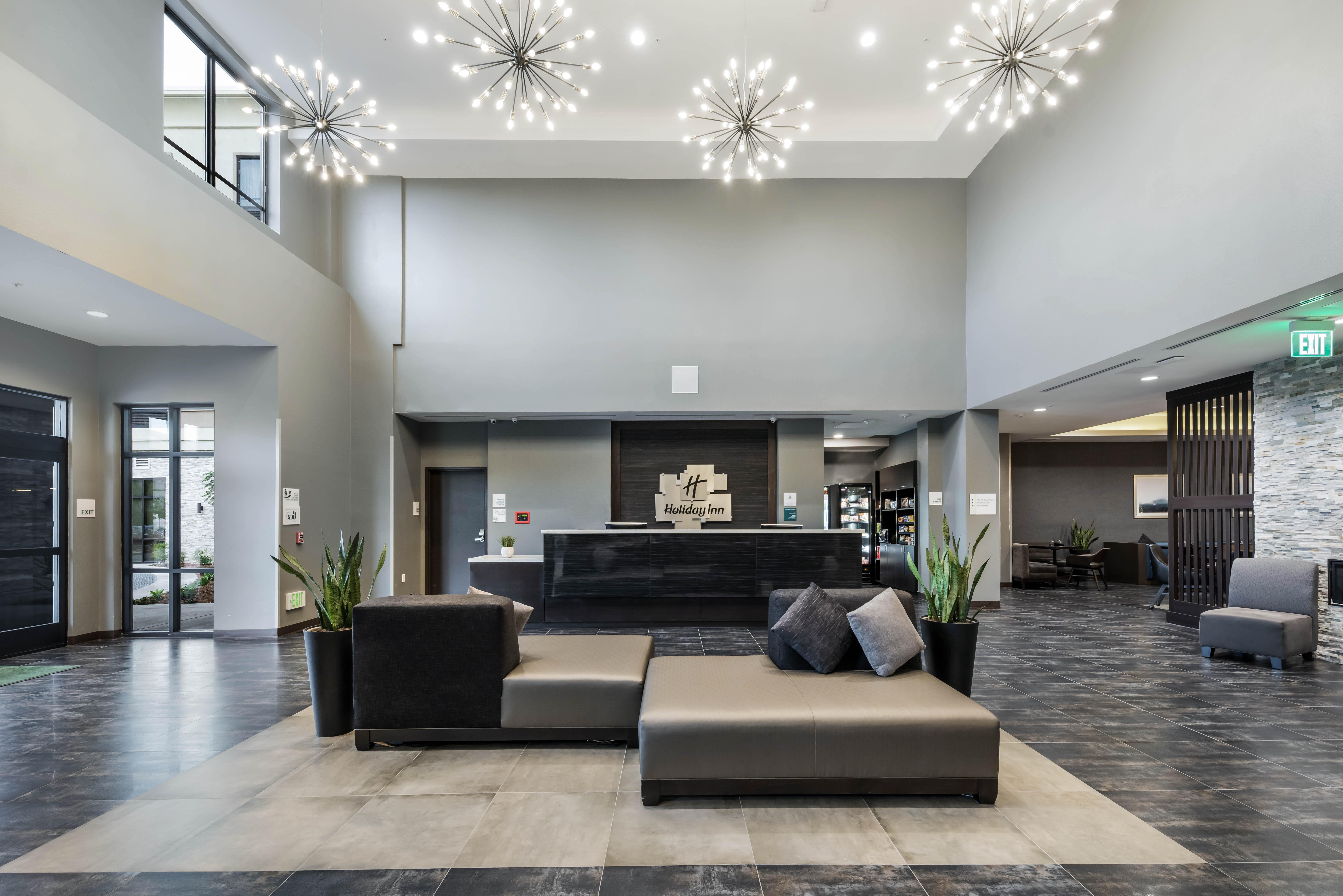 Holiday Inn Hotel & Suites Silicon Valley - Milpitas By Ihg Екстериор снимка