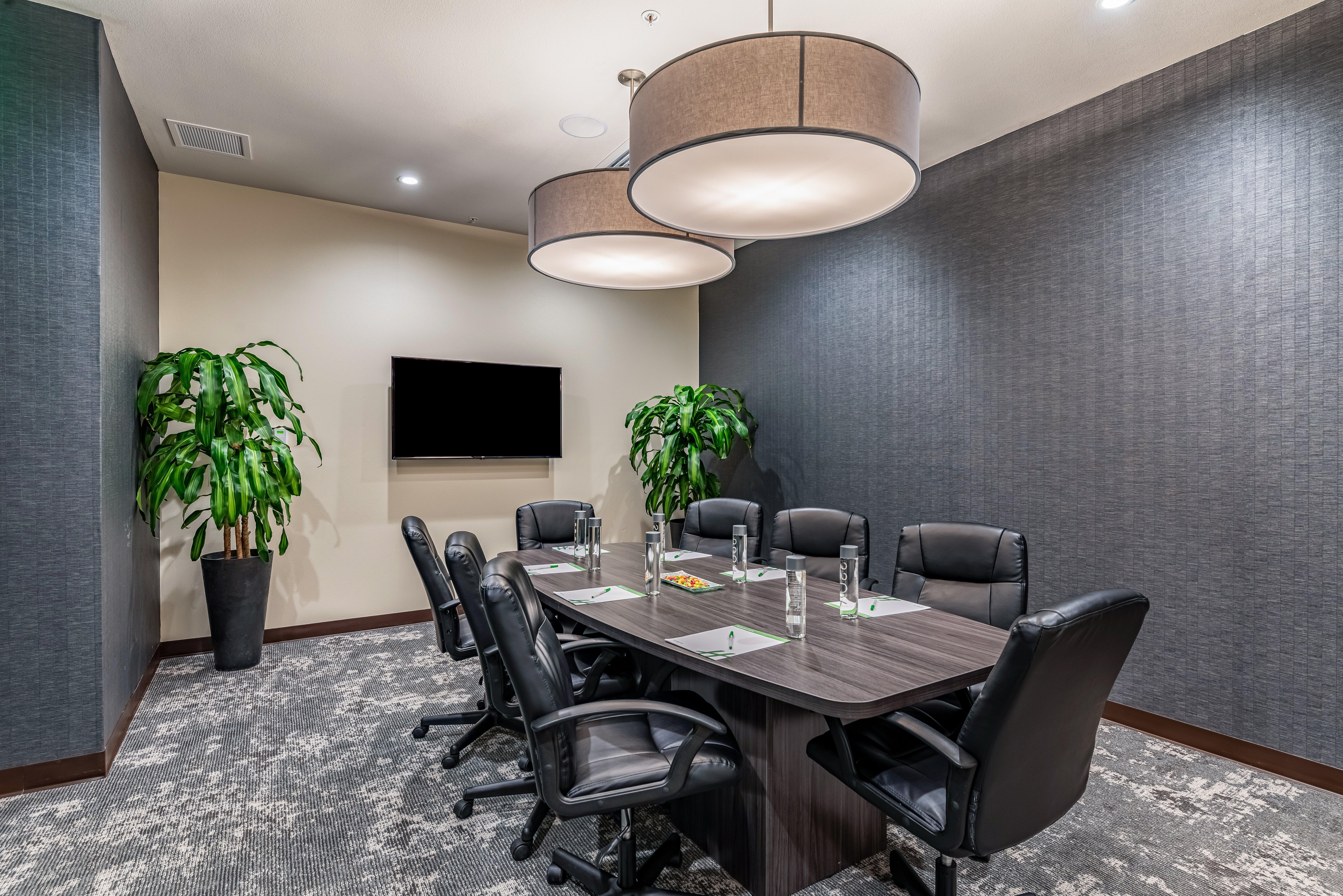 Holiday Inn Hotel & Suites Silicon Valley - Milpitas By Ihg Екстериор снимка