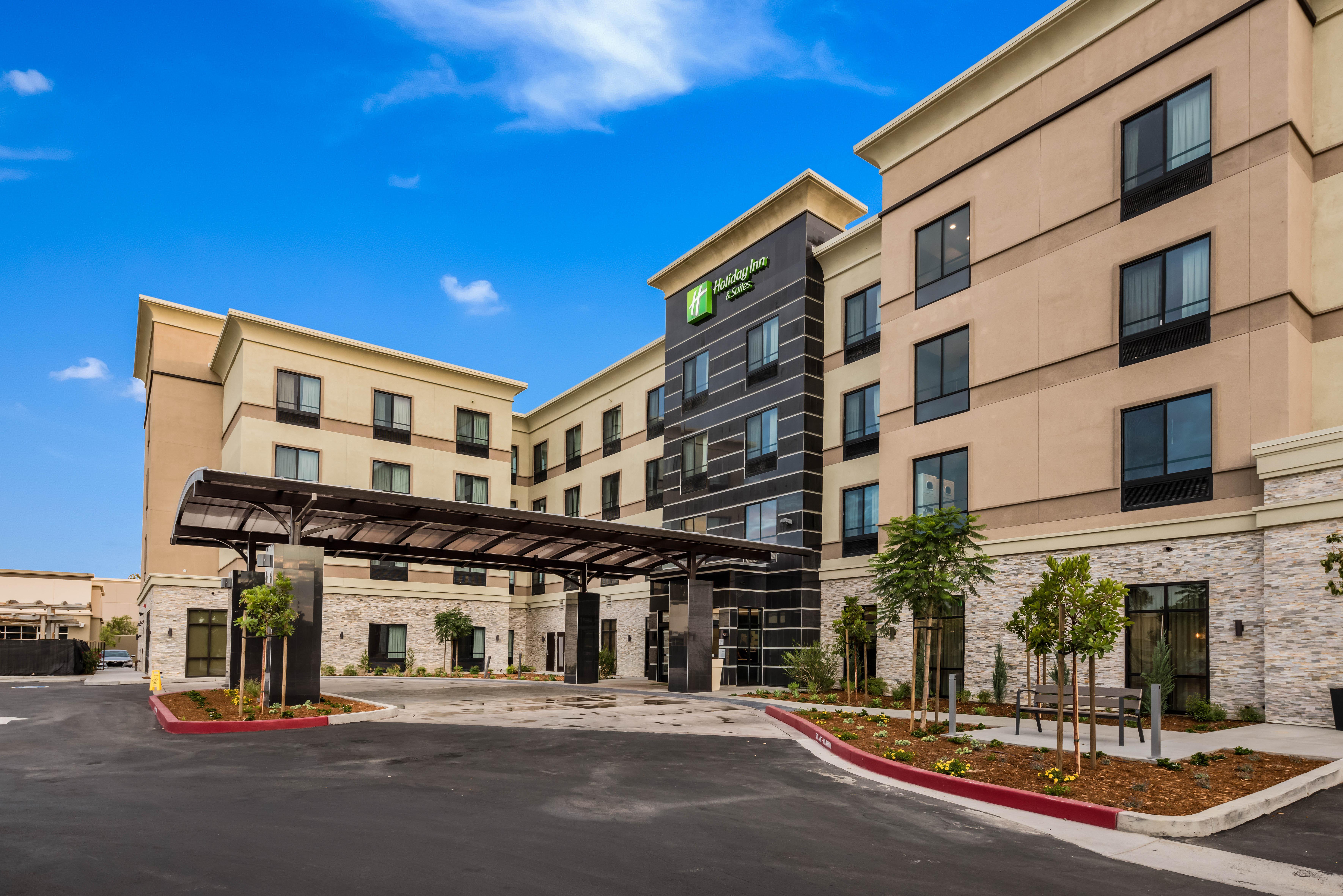 Holiday Inn Hotel & Suites Silicon Valley - Milpitas By Ihg Екстериор снимка