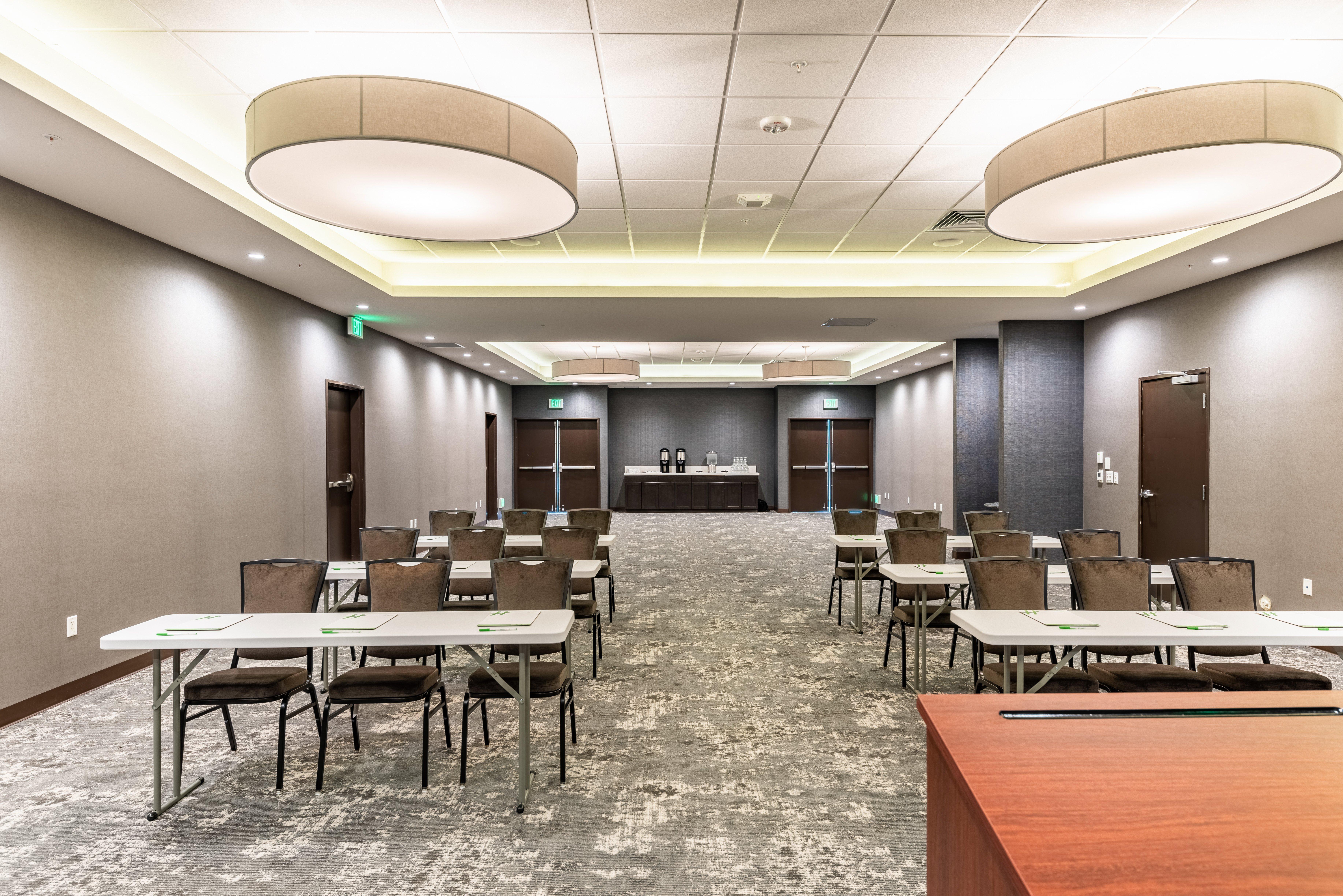 Holiday Inn Hotel & Suites Silicon Valley - Milpitas By Ihg Екстериор снимка